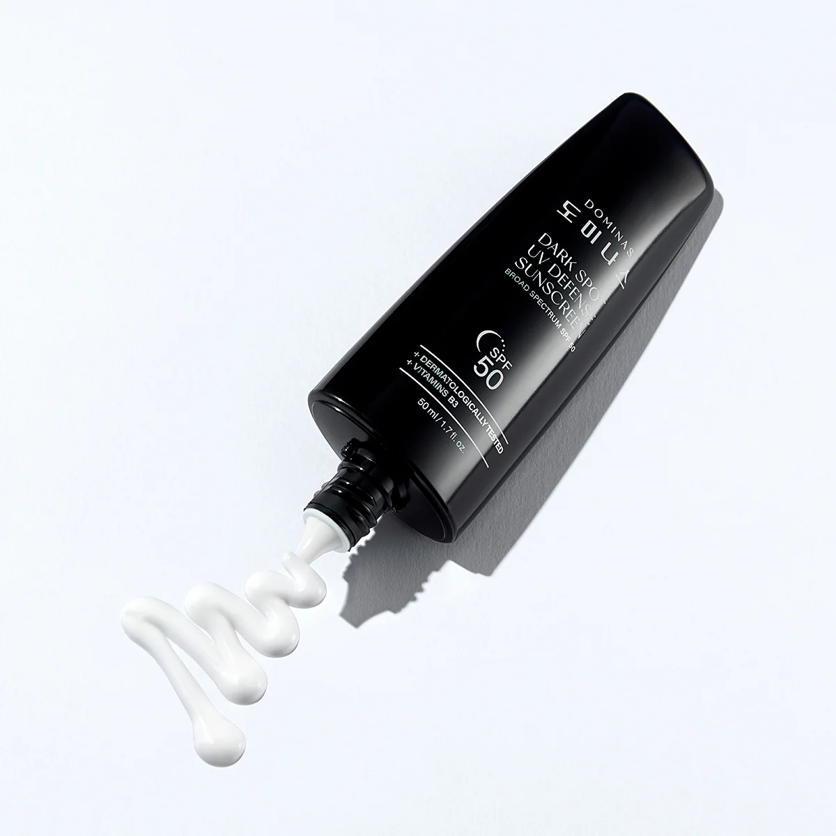 DOMINAS DARK SPOT UV DEFENSE SUNSCREEN BROAD SPECTRUM SPF 50 (50ml / 1.7 fl.oz.) - Image 4