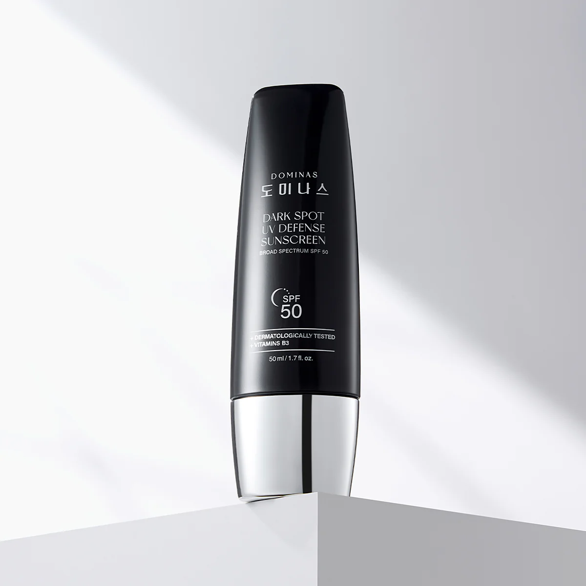 DOMINAS DARK SPOT UV DEFENSE SUNSCREEN BROAD SPECTRUM SPF 50 (50ml / 1.7 fl.oz.) - Image 5